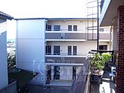 共用廊下側 東側から