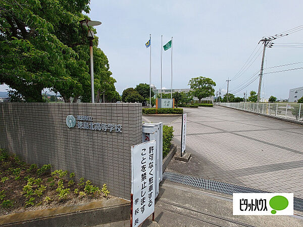 画像19:高校「徳島県立徳島北高校まで4352m」