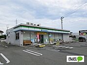 コンビニ「ファミリーマート鳴門黒崎店まで410m」ファミリーマート黒崎
