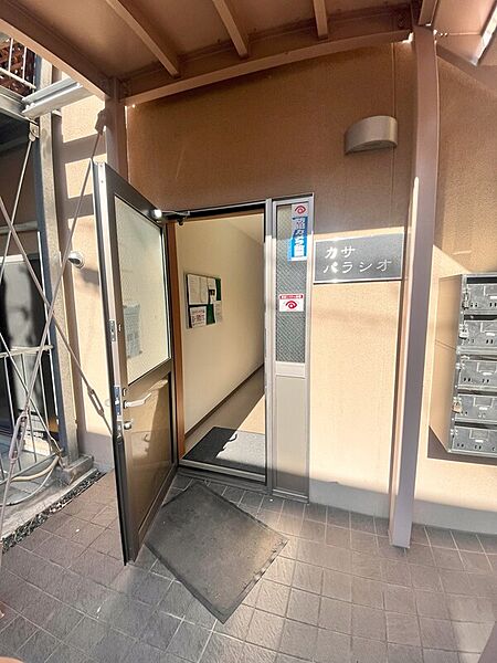 建物エントランス