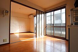居間