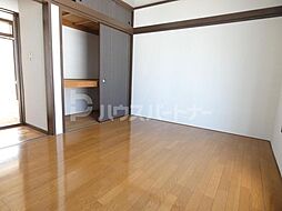 居間