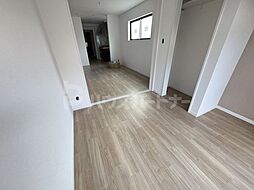 クレストパレス八柱 2階1LDKのリビング/ダイニング