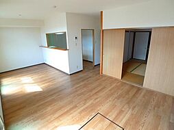 ルネス常盤平 2階3LDKのリビング/ダイニング