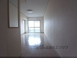 サンウイング桂 3階ワンルームのリビング/ダイニング