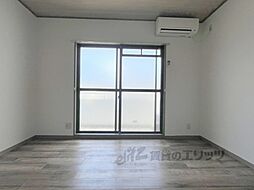 グレーシー西ノ京 105 1階1Kのリビング/ダイニング