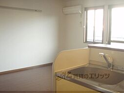 近鉄京都線 東寺駅 徒歩12分の賃貸アパート 3階ワンルームのリビング/ダイニング