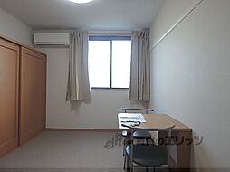 阪急嵐山線 松尾大社駅 徒歩14分の賃貸アパート 2階1Kのリビング/ダイニング