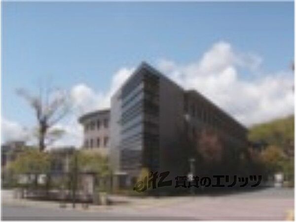 立命館大学　衣笠キャンパスまで2000メートル