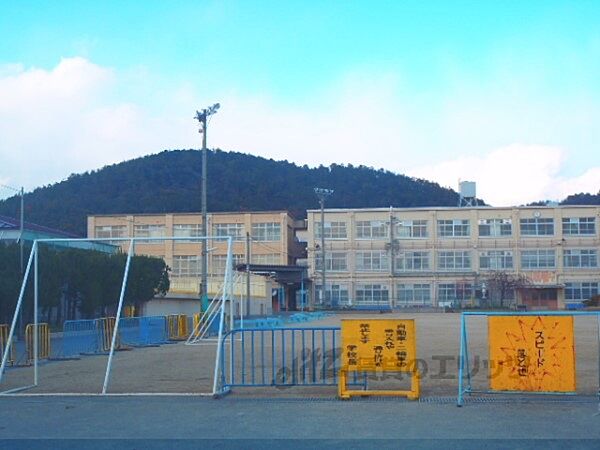 画像5:上賀茂小学校まで750メートル