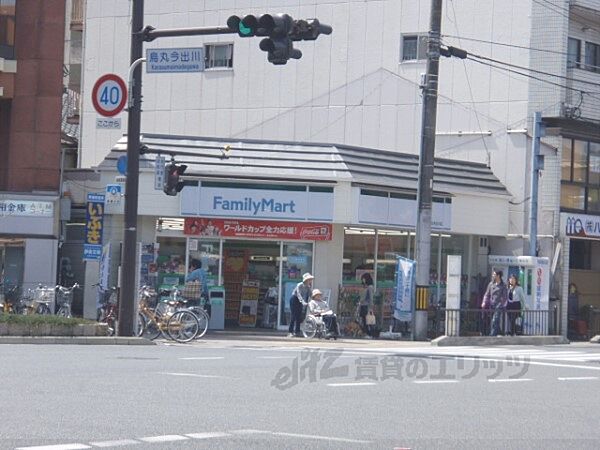 画像13:ファミリーマート　烏丸今出川店まで320メートル