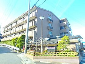 滋賀県草津市青地町（賃貸マンション3LDK・1階・65.55㎡） その1