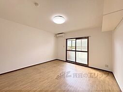 メゾン・チェリー　イースト 4-C 4階1Kのリビング/ダイニング