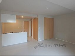 ヴィラスタジオーネ御所南 4階1LDKのリビング/ダイニング