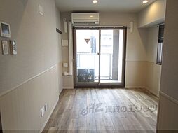 京都市営烏丸線 五条駅 徒歩1分の賃貸マンション 7階1Kのリビング/ダイニング