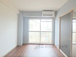 京都市営烏丸線 竹田駅 徒歩8分の賃貸マンション 4階2DKのリビング/ダイニング