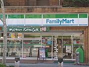 ファミリーマート　四条大宮店まで350メートル