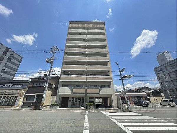 パインフィールド二条城 402｜京都府京都市上京区下立売通千本東入下る中務町(賃貸マンション1LDK・4階・52.77㎡)の写真 その1