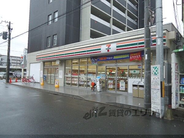 画像22:セブンイレブン　JR西大路駅前店まで200メートル