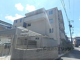 京都府京都市右京区山ノ内宮脇町（賃貸マンション1LDK・1階・44.22㎡） その1