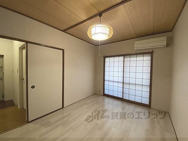 寝室