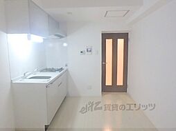 JR東海道・山陽本線 西大路駅 徒歩8分の賃貸マンション 6階1DKのリビング/ダイニング