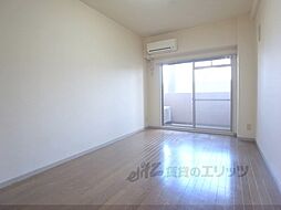 阪急京都本線 西京極駅 徒歩7分の賃貸マンション 4階1Kのリビング/ダイニング