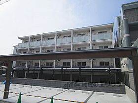 京都府京都市伏見区新町６丁目（賃貸マンション1K・3階・27.02㎡） その1