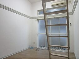 グランプラス桂 1階1Kのリビング/ダイニング