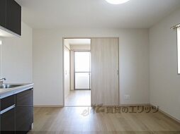 Ｐｒｉｅ深草 4階1LDKのリビング/ダイニング