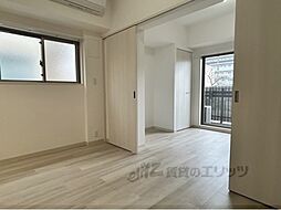 京阪本線 藤森駅 徒歩4分の賃貸マンション 4階1DKのリビング/ダイニング