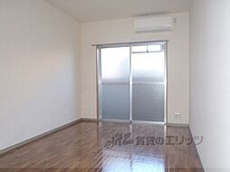 JR奈良線 稲荷駅 徒歩5分の賃貸マンション 1階1Kのリビング/ダイニング