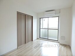 カサベルデ桂川 302 3階1LDKのリビング/ダイニング