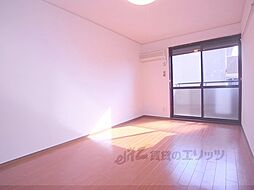 JR奈良線 JR藤森駅 徒歩6分の賃貸アパート 1階1Kのリビング/ダイニング