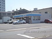 ローソン　伏見新堀川店まで350メートル