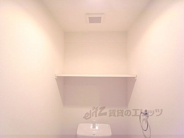 画像27:トイレの棚