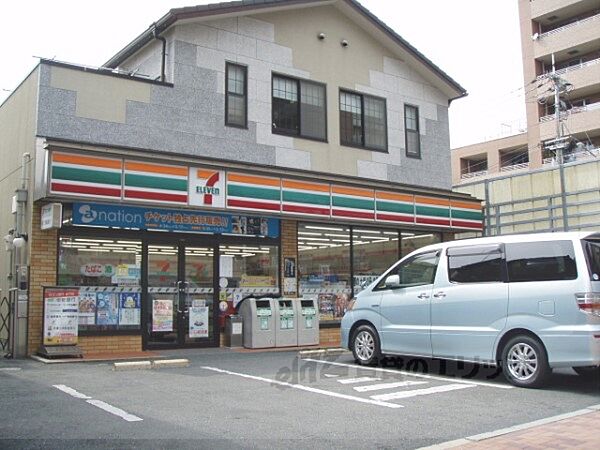 画像22:セブンイレブン　西大路松原店まで300メートル