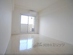 阪急京都本線 西院駅 徒歩14分の賃貸マンション 5階1DKのリビング/ダイニング