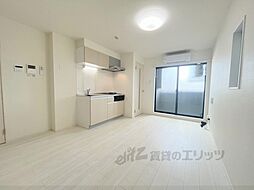 エーデルシュタイン花園伊町 3階1LDKのリビング/ダイニング