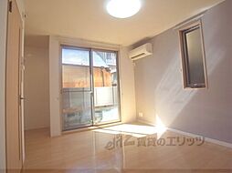 京都地下鉄東西線 西大路御池駅 徒歩3分の賃貸アパート 1階ワンルームのリビング/ダイニング