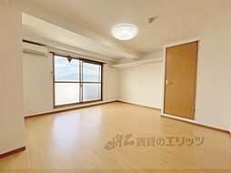 フラッティ円町北 705 7階1Kのリビング/ダイニング