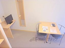 レオパレス西ノ京円町 307 3階1Kのリビング/ダイニング