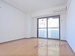 阪急京都本線 西京極駅 徒歩12分の賃貸マンション 2階1Kのリビング/ダイニング