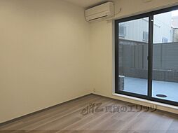 阪急京都本線 西院駅 徒歩13分の賃貸マンション 1階1Kのリビング/ダイニング