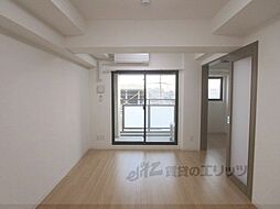 サンクチュアリ御池御前 402 4階1LDKのリビング/ダイニング