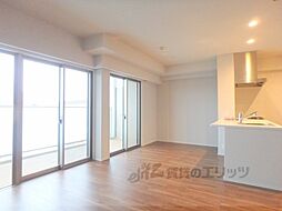 パラドール四条山ノ内ウエストシティ 6階3LDKのリビング/ダイニング