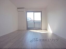 京都市営烏丸線 今出川駅 徒歩19分の賃貸アパート 4階1Kのリビング/ダイニング