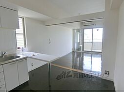 京阪本線 神宮丸太町駅 徒歩6分の賃貸マンション 4階1DKのリビング/ダイニング