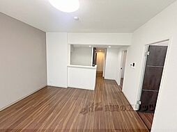 グランディールＡ＆Ｎ出町柳 2階2LDKのリビング/ダイニング