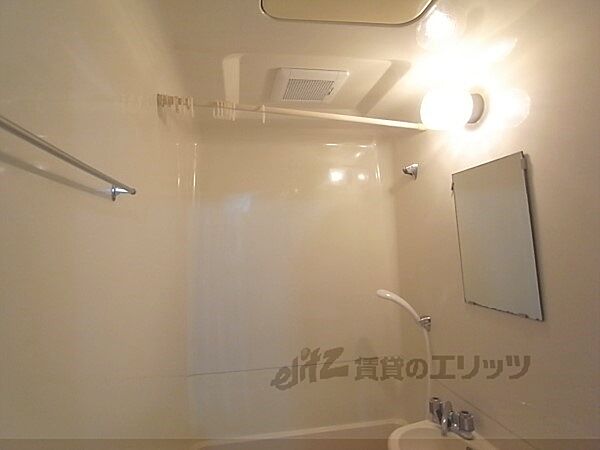 画像4:浴槽
